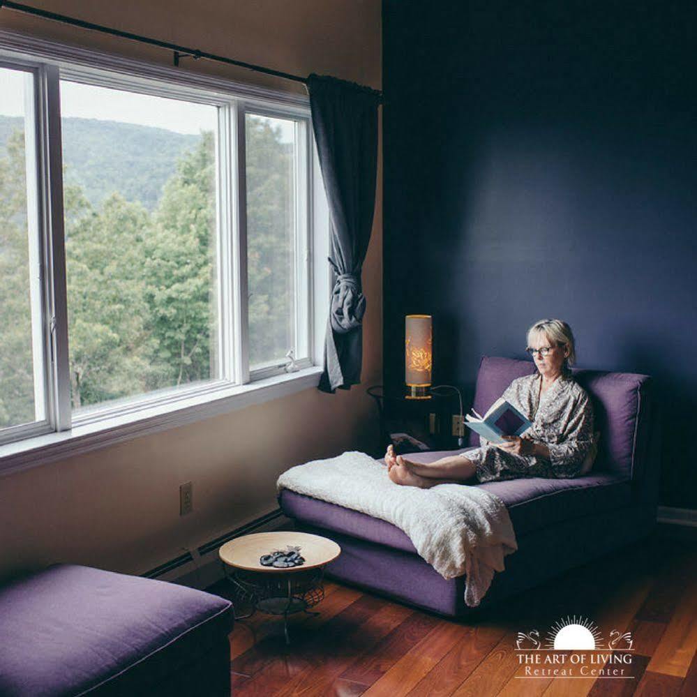 Art Of Living Retreat Center 호텔 Bamboo 외부 사진